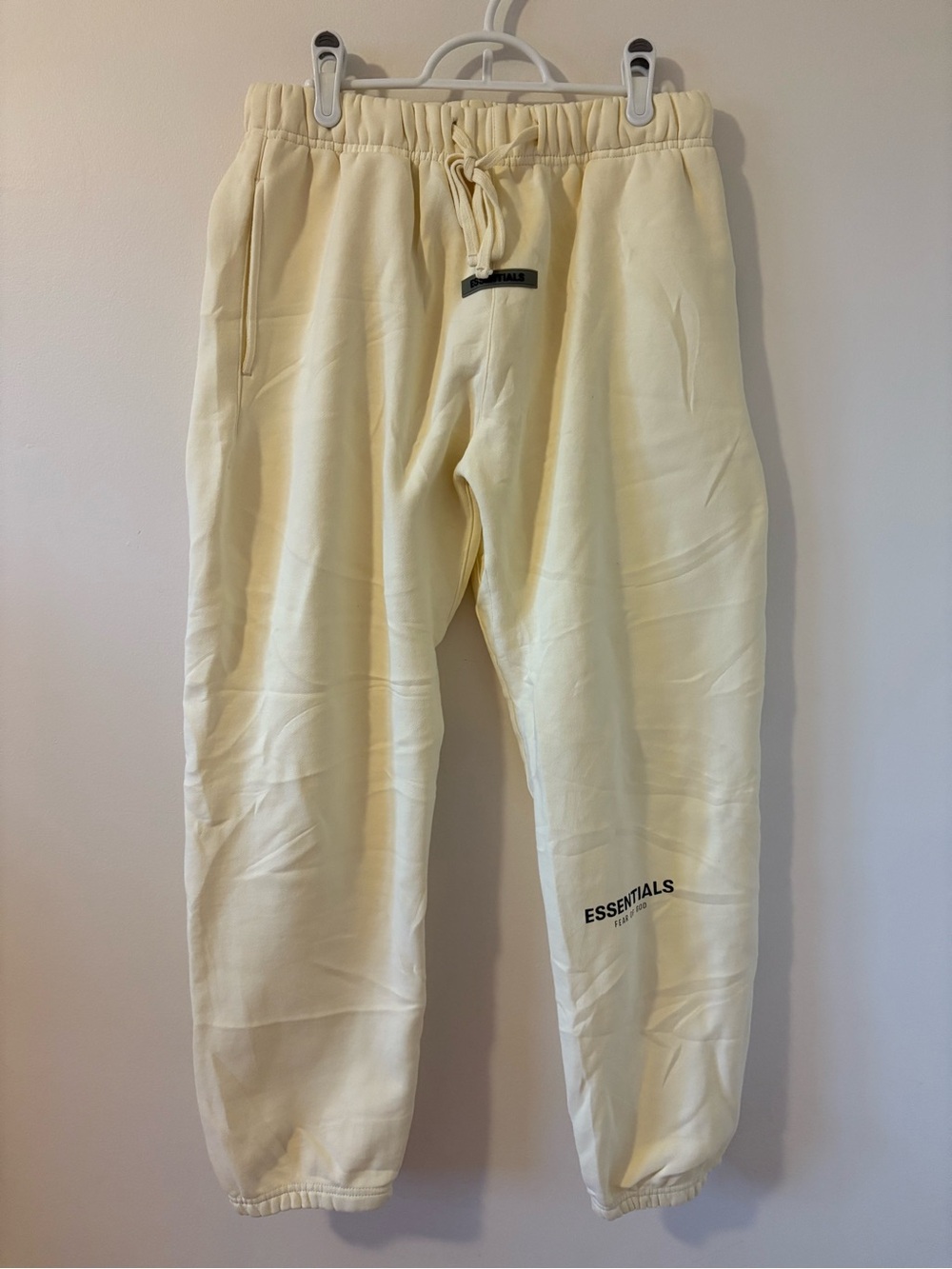 Fear Of God Essentials Sweatpants Mens XL Cream Joggers